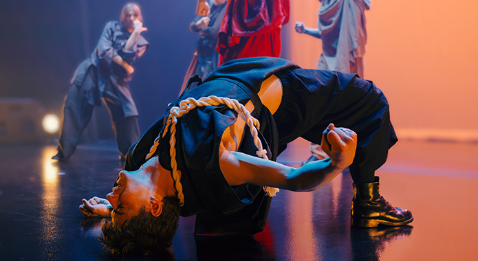 Il pleut, il plaint, il rage | SKLTR