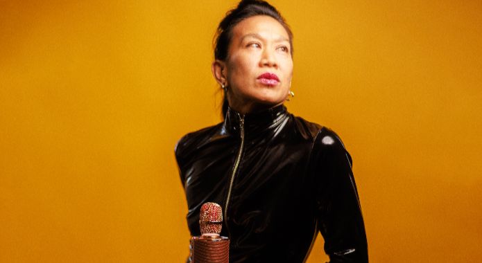 Danse | She and the other(s) - Les Soeurs Schmutt